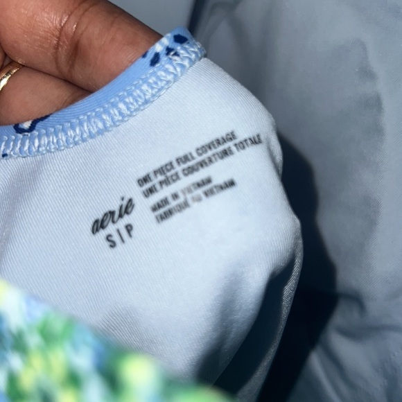 Aerie Blue Paisley Bandana Pattern One Piece Full coverage Bathing Suit Small - Picture 4 of 5